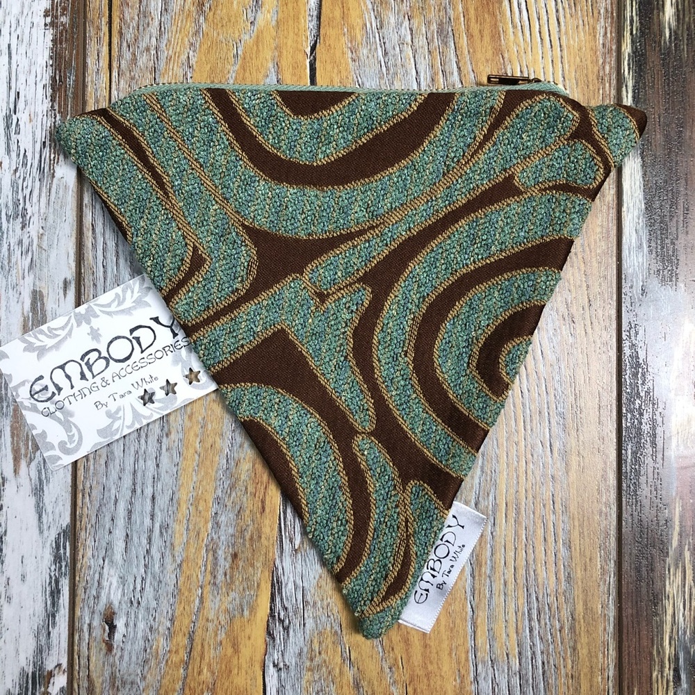 Triangle Belt Pouch Brown Teal Retro EMBODY